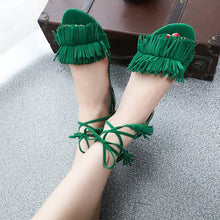 Carica l'immagine nel visualizzatore di Gallery, BOHEMIAN Women Fur Ankle Strap Gladiator Flats Tassel Beach Sandals