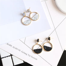 Carica l'immagine nel visualizzatore di Gallery, Women's Handmade Simple Geometric Circular Marble Long Popular Earrings