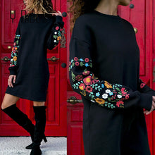 Carica l'immagine nel visualizzatore di Gallery, Women Winter Mini Elegant Floral Print Long Sleeve O-Neck Loose Warm Dress