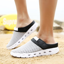Carica l&#39;immagine nel visualizzatore di Gallery, Men&#39;s Sandals Breathable Mesh Beach Shoes Water Slippers