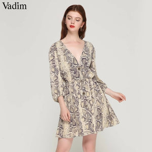 Women Vneck Snake Pattern Elastic Waist Quarter Sleeve Pleated Buttons Casual Mini Dress